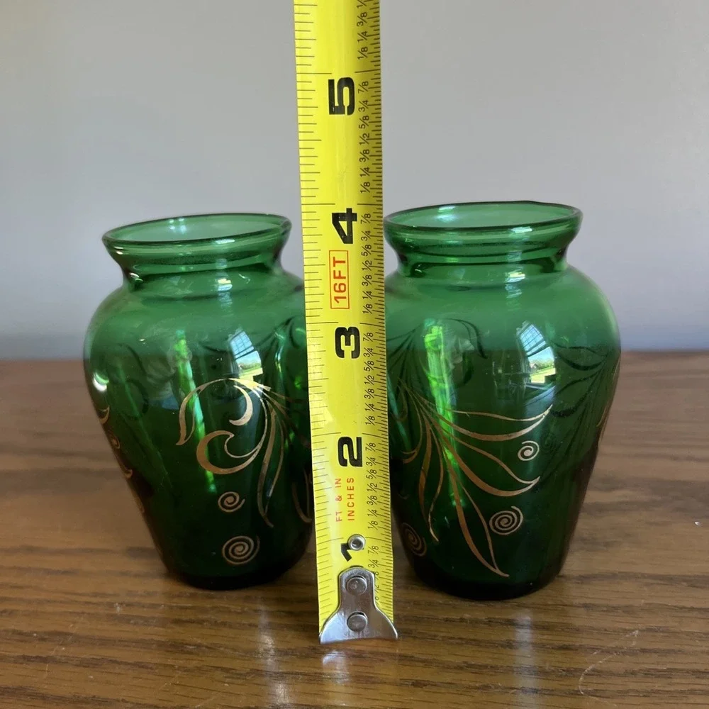 2 Vintage Anchor Hocking  Emerald Green & Gold‎  Swirls Small Glass Vases